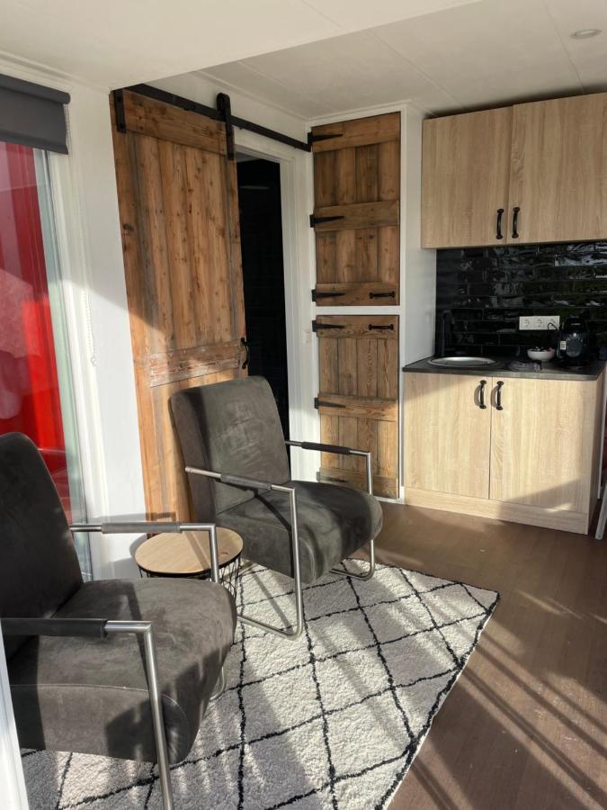 Milsbeek Containerwoning Op Schitterende Locatieヴィラ エクステリア 写真